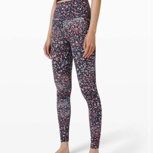 Lululemon align leggings 28” water blossom pattern size 6